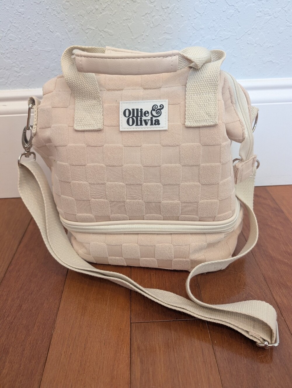 Beige/Neutral Checkered Ollie & Olivia Insulated Lunch Cooler Bag/Tote